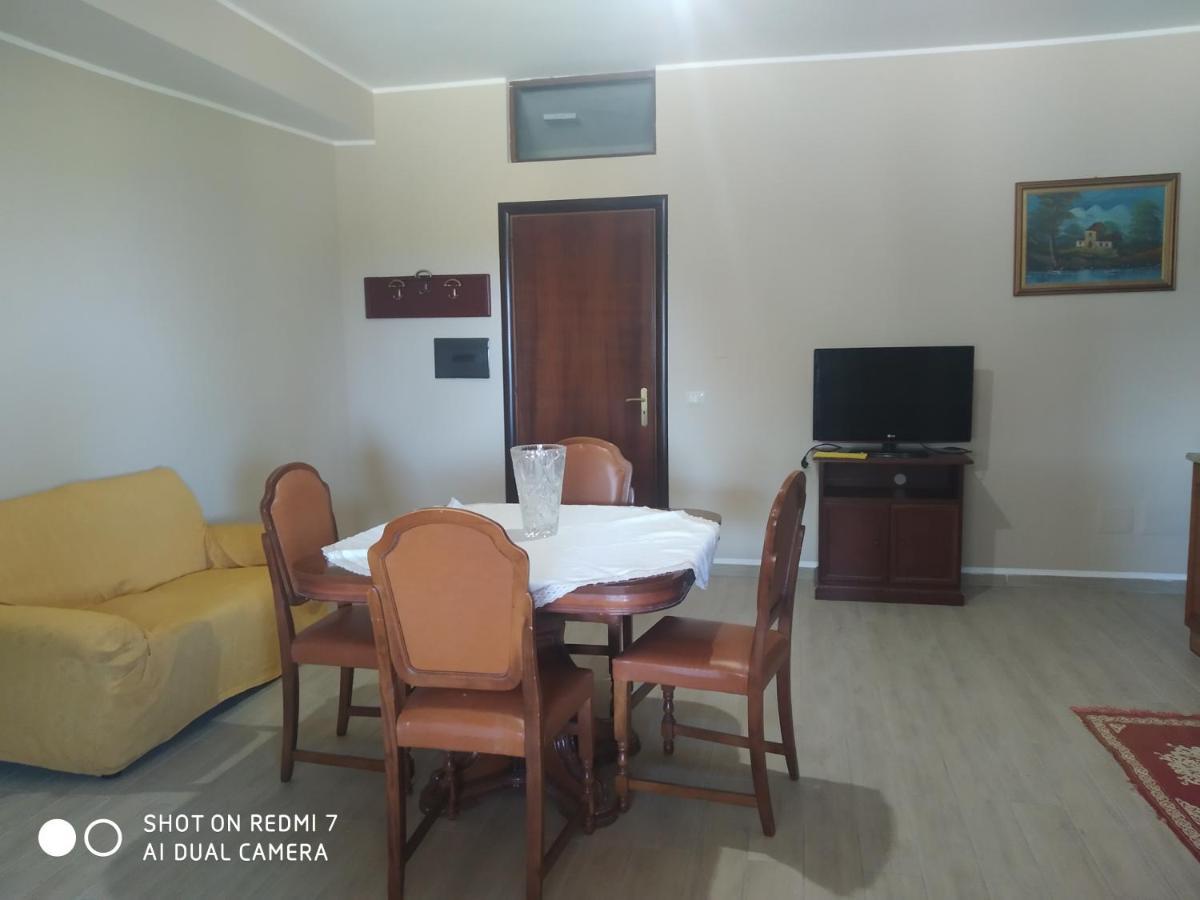 شقة Casa Melia Monasterace المظهر الخارجي الصورة